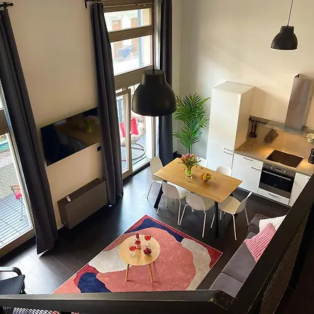 Duplex With 3 Bedrooms * Praha