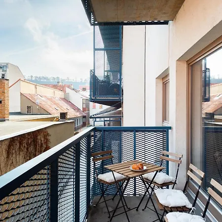 Duplex With 3 Bedrooms Πράγα