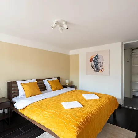 Duplex With 3 Bedrooms