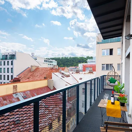 Apartment Duplex With 3 Bedrooms *
