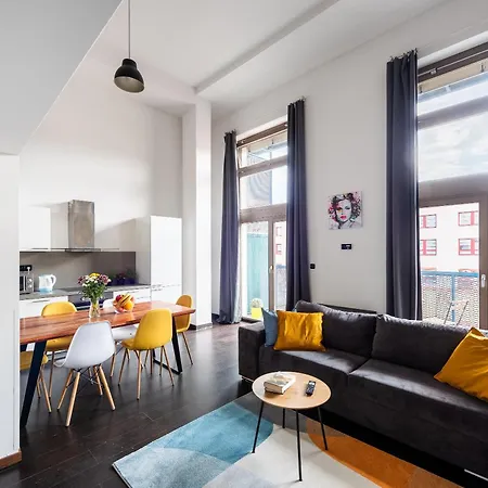 Duplex With 3 Bedrooms